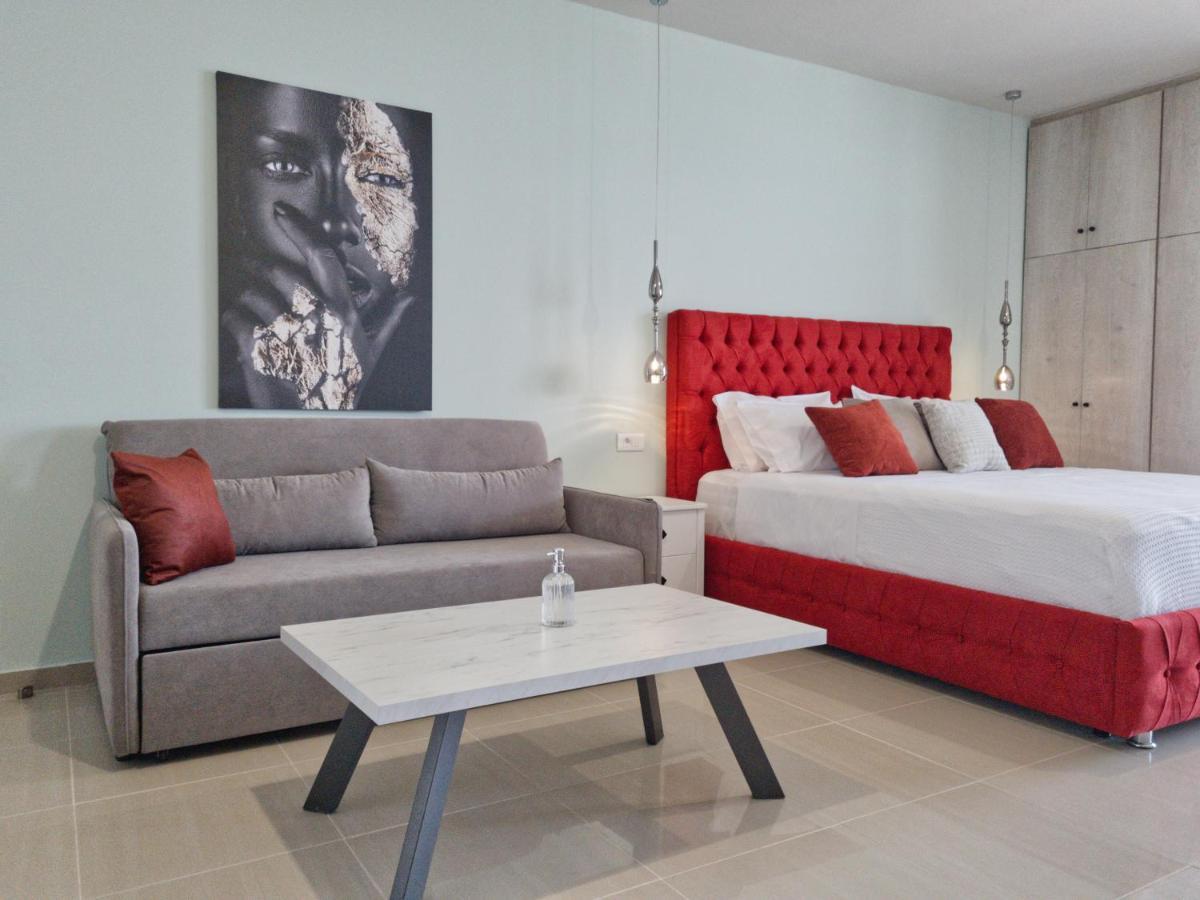 Epipleon Luxury Suites -102- Δωμάτιο 45Τμ Με Βεράντα 35Τμ Μπροστά Στη Θάλασσα Nafpaktos Eksteriør billede