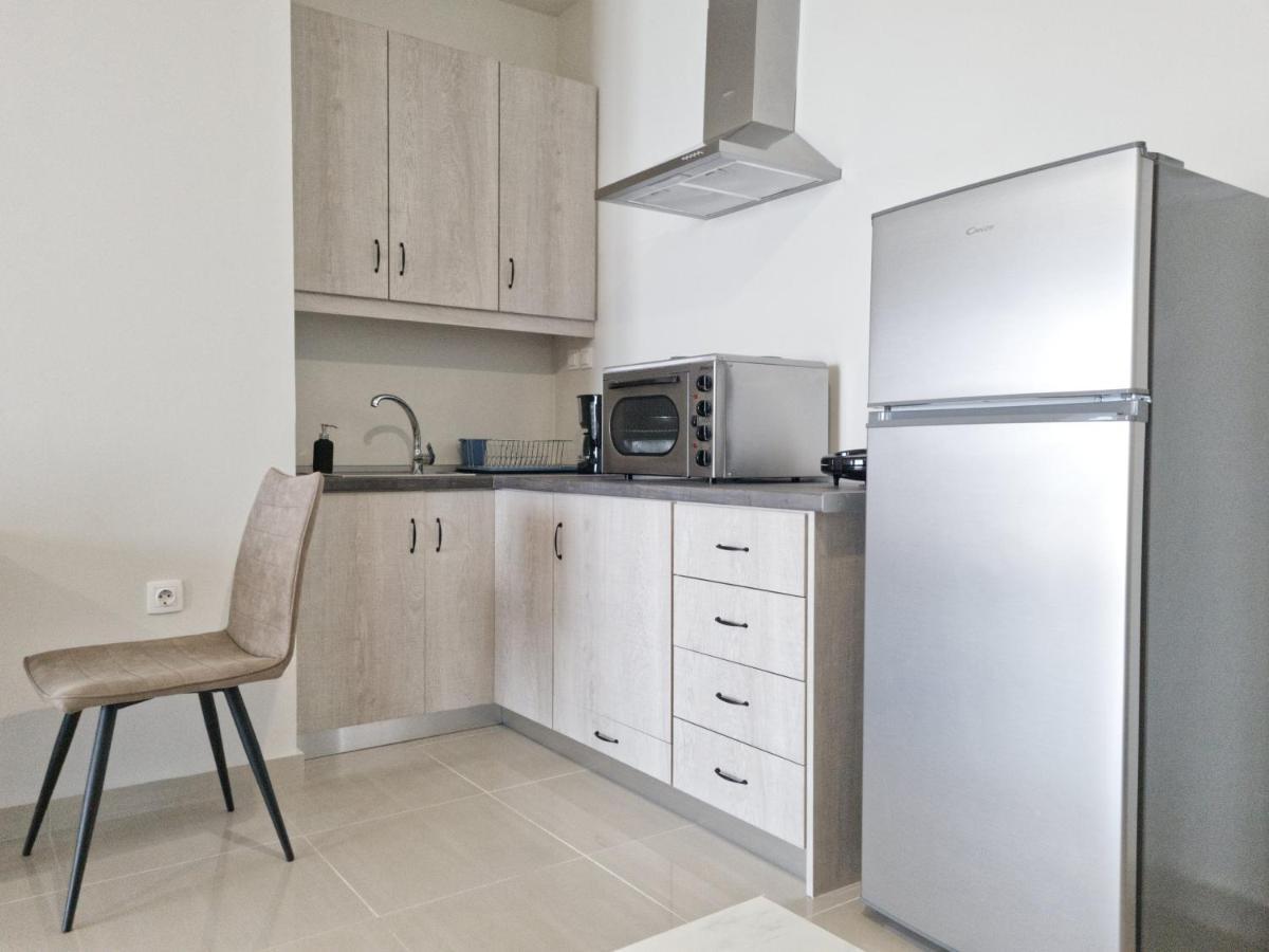 Epipleon Luxury Suites -102- Δωμάτιο 45Τμ Με Βεράντα 35Τμ Μπροστά Στη Θάλασσα Nafpaktos Eksteriør billede