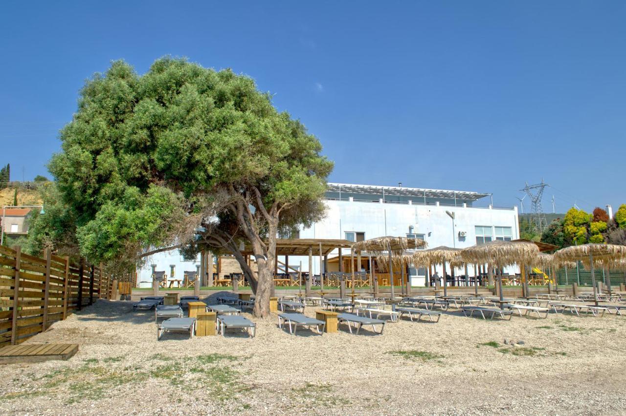 Epipleon Luxury Suites -102- Δωμάτιο 45Τμ Με Βεράντα 35Τμ Μπροστά Στη Θάλασσα Nafpaktos Eksteriør billede